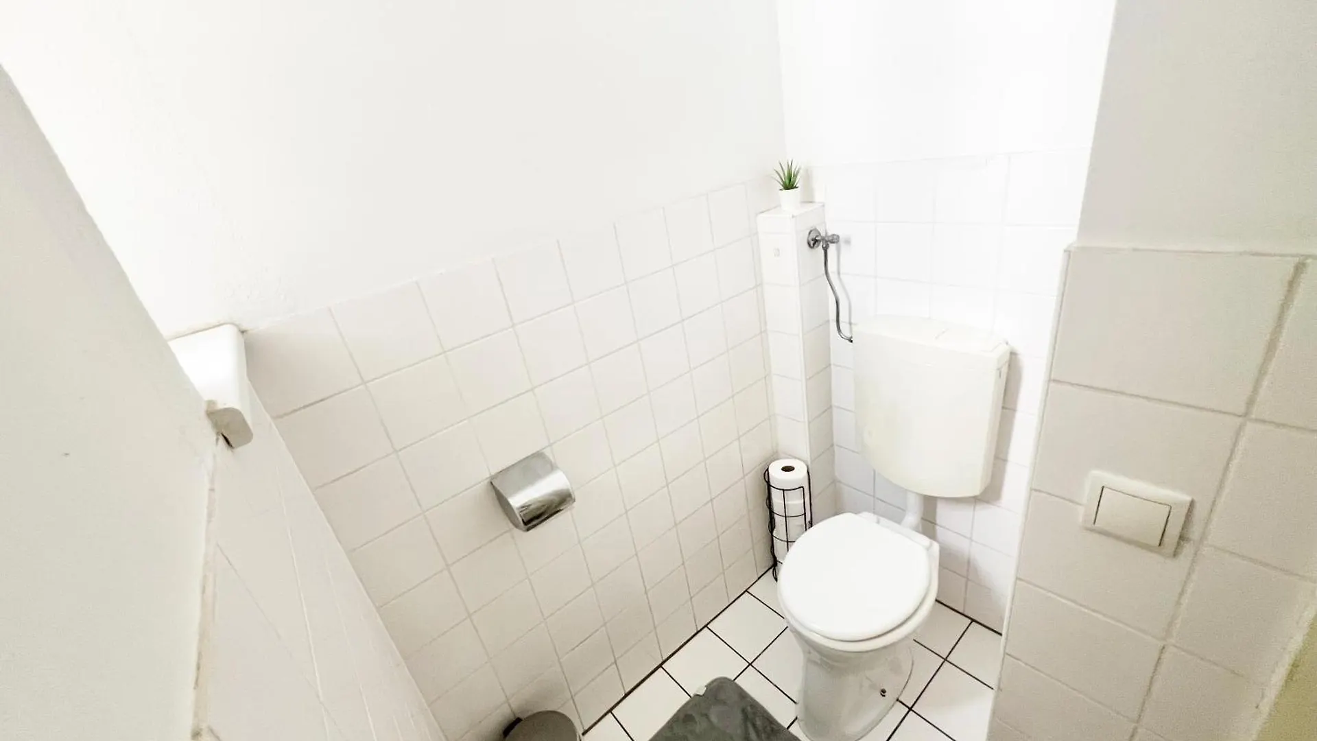 4-Bedroom Apartment In Central Location In Hipp 3Rd District Viyana Avusturya